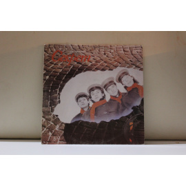 Бит квартет Секрет  Буги-вуги.Она не понимает.Вниз по течению идр