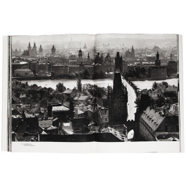 Прага в фотоснимках. Фотоальбом / Praha ve fotografii / Prag in Fotografien / Prague in Pictures / Prague in images11111111