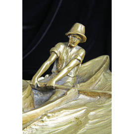 Скульптура-чернильница (письменный набор) "Лодка любви". Скульптор Петр Терещук. Бронза, золотая патина, литье. Австрия, около 1900 года