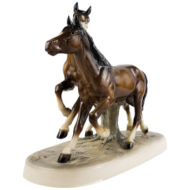 Статуэтка "Бегущие лошади". Фарфор, роспись. Высота 30 см. Германия, середина ХХ века