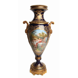 Ваза декоративная (фарфор, роспись, золочение),  Франция, Севр(?), конец XIX века