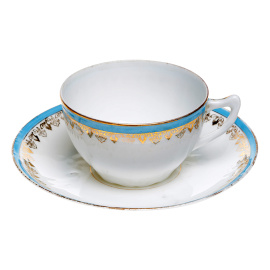 Комплект из 6 чайных чашек с блюдцами. Тонкий полупрозрачный фарфор, рельеф, позолота. Фабрика М. С. Кузнецова в Риге, Российская империя, 1