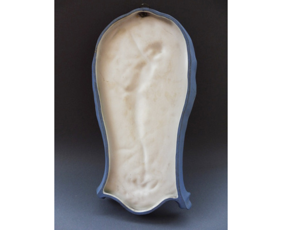 Декоративный настенный рельеф "Девушка-цветок" в стиле модерн (арт нуво). Фарфор, бисквит. Богемия, начало XX века