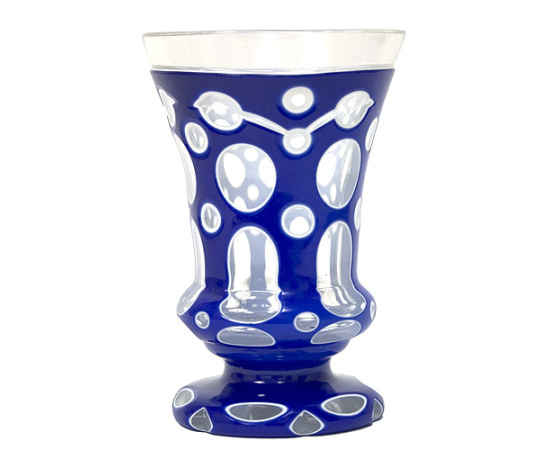 Ваза (Многослойное стекло, резьба - Россия, конец XIX - начало ХХ века)