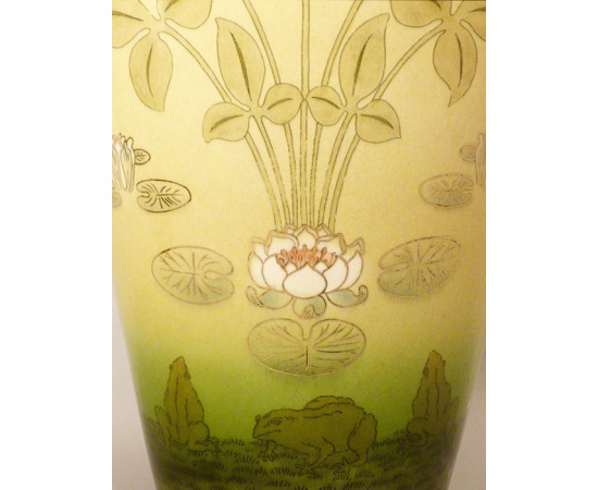 Ваза Villeroy & Boch "Лесная сказка" в стиле модерн. Фаянс, деколь, позолота. Германия, Villeroy & Boch Mettlach, 1900 год