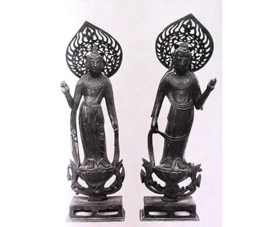 Buddhistische plastik in Japan книга